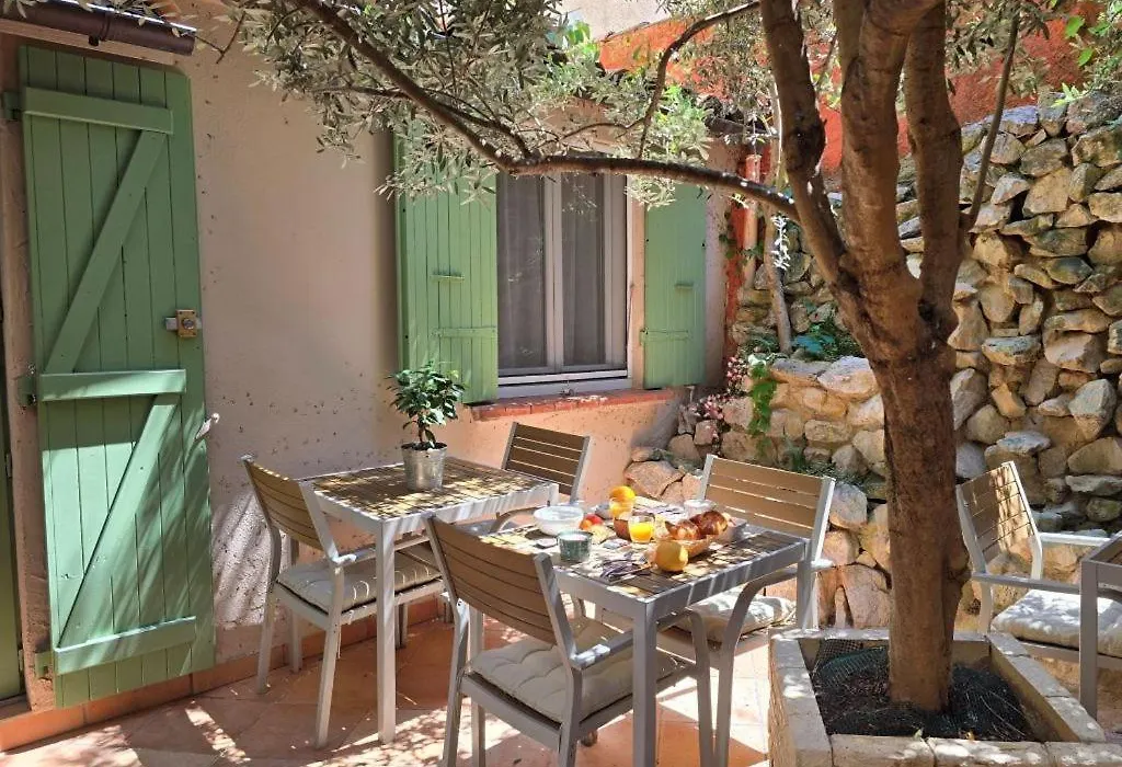 Hotel Le Colbert-1